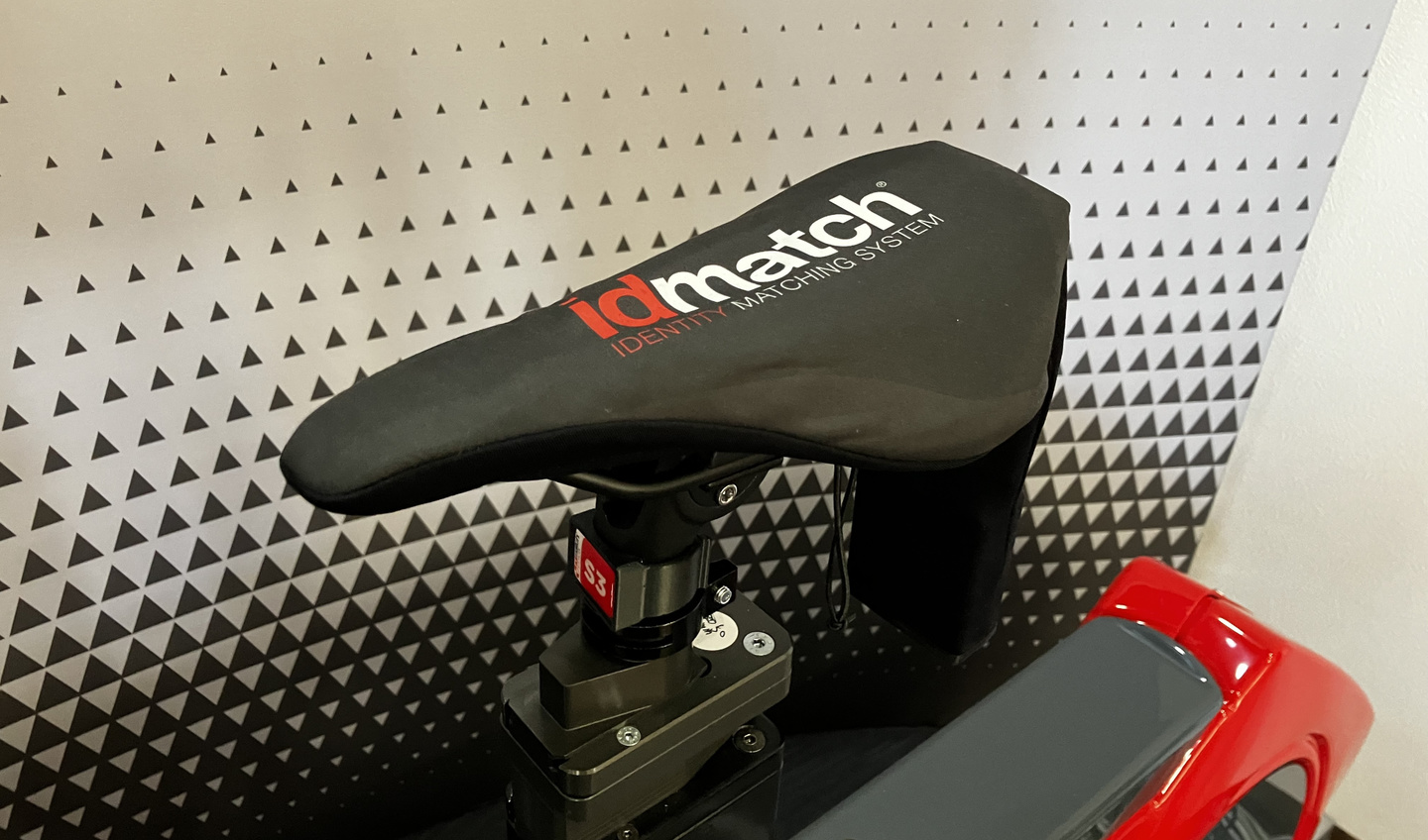 pressure mapping saddle cover